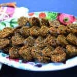 Kothimbir vadi{Cilantro croquettes}