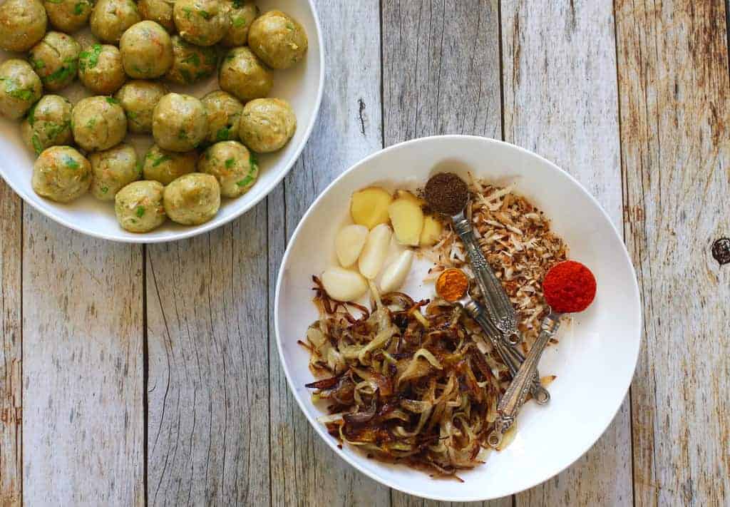 chicken-kofta-curry-ingredients