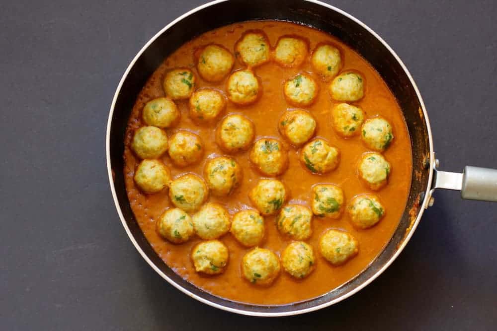 chicken-kofta-curry-steam