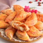 karanji in a platter