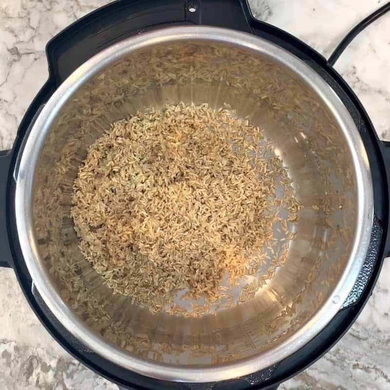 washed rice added to instant pot insert 