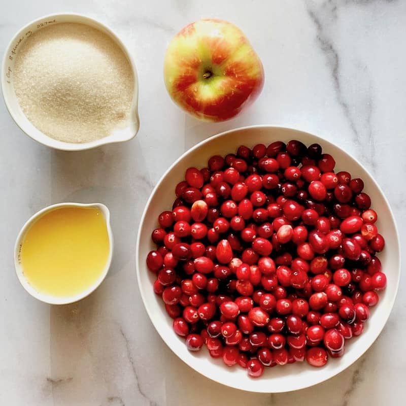 ingredients to make cranberry sauce