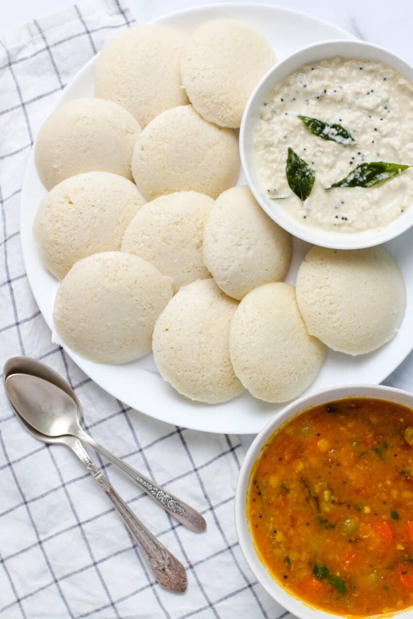Steamed Idli's served with chutney and sambar