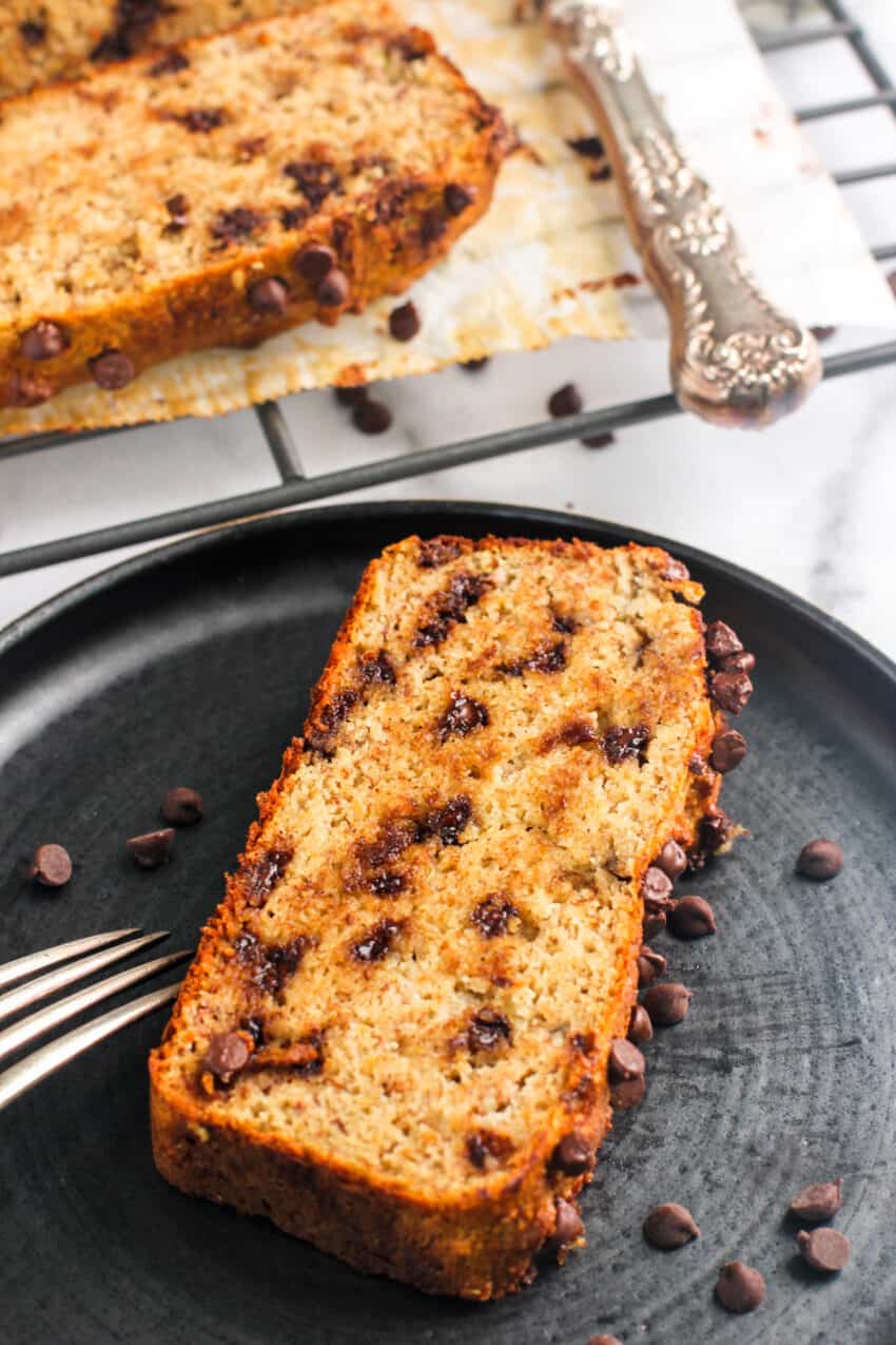 sliced of banana chocolate bread
