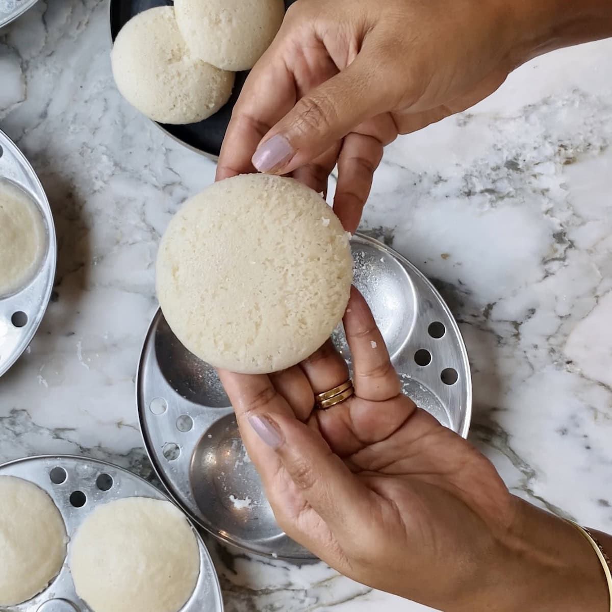 fluffy and soft idli 