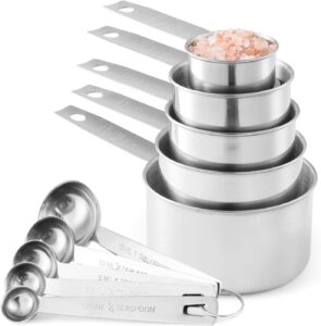 measuring cups and spoons