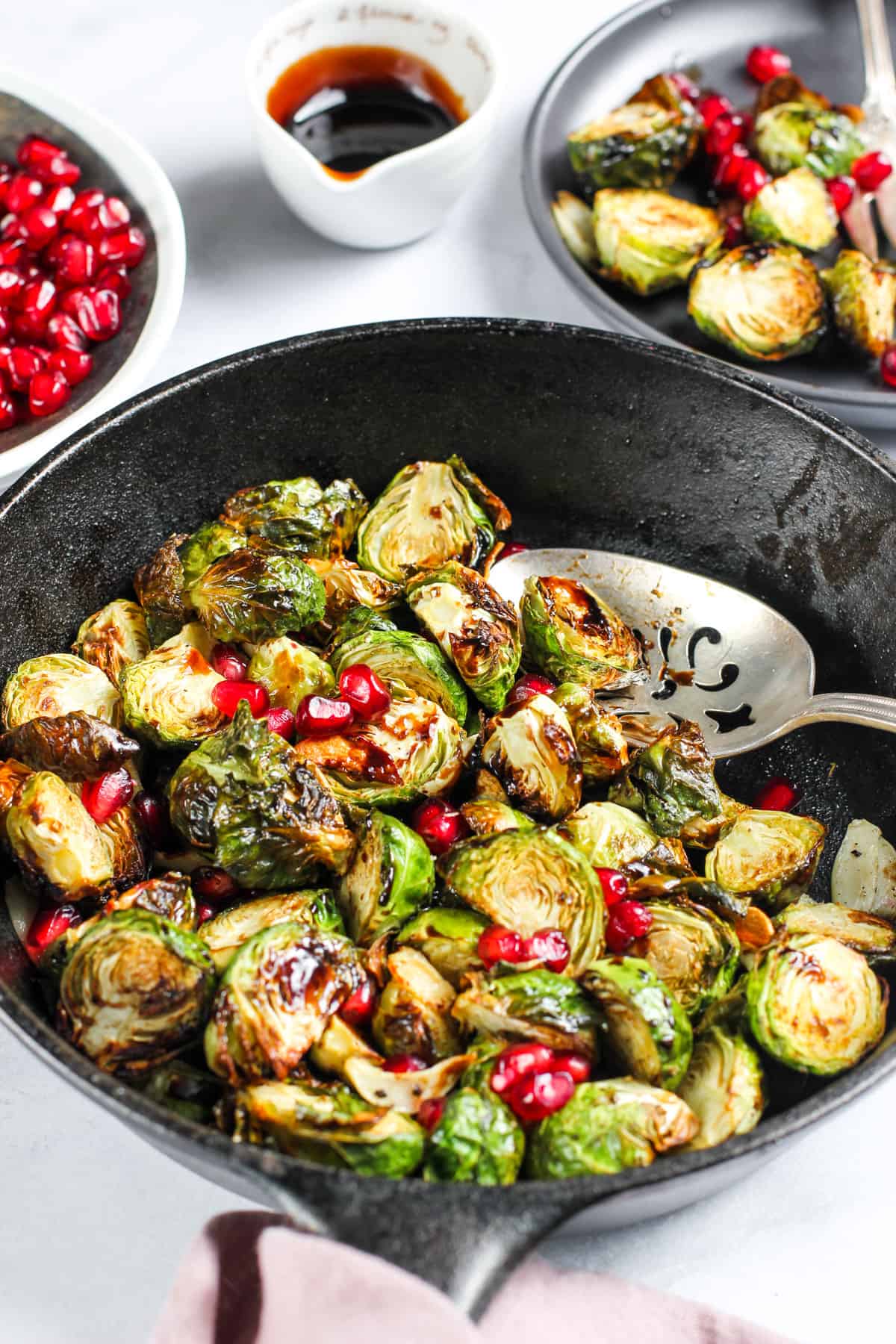 Brussels sprouts with pomegranate seeds 