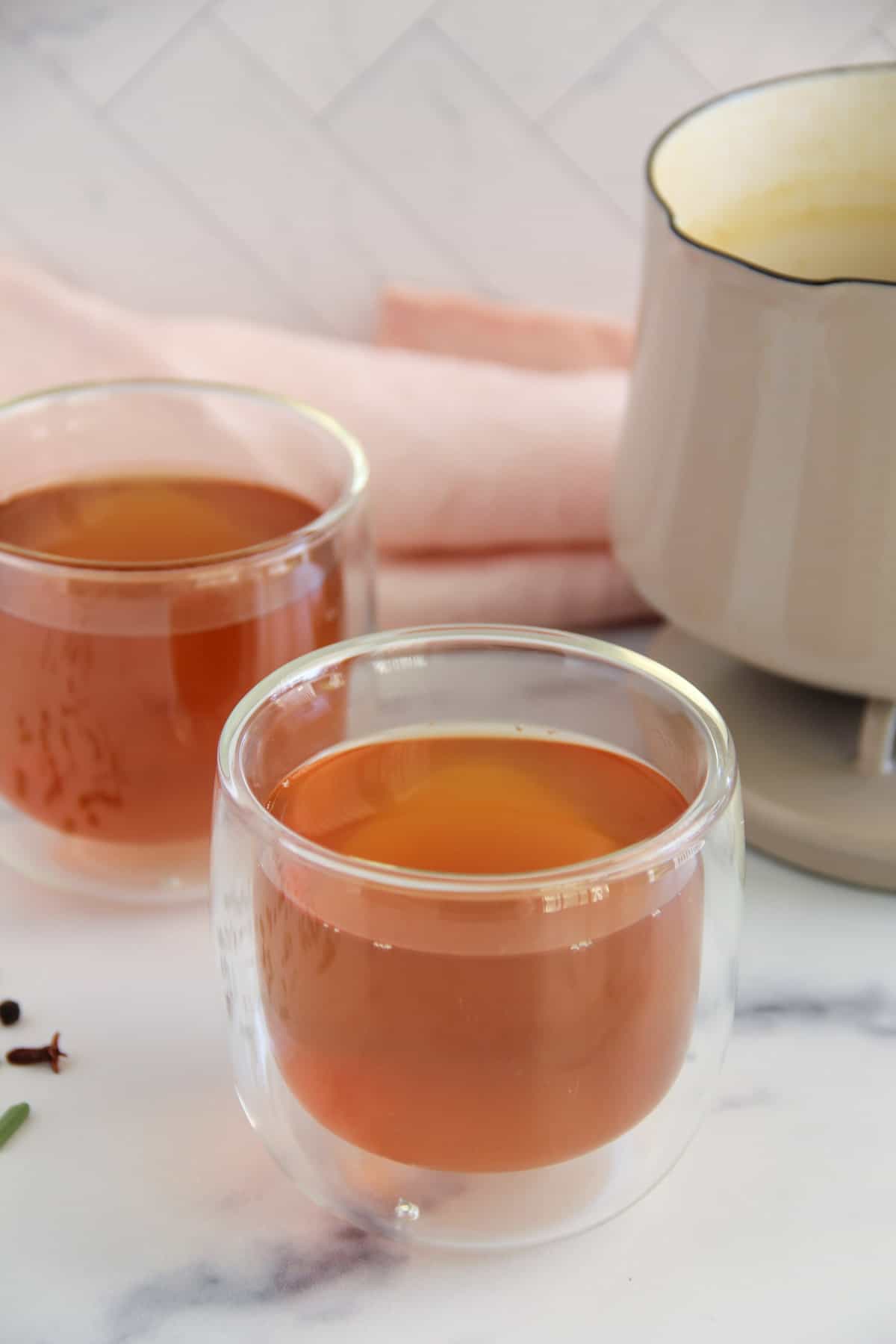 immunity boosting kadha in two glass cups