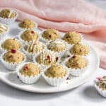 oats laddu in a white platter