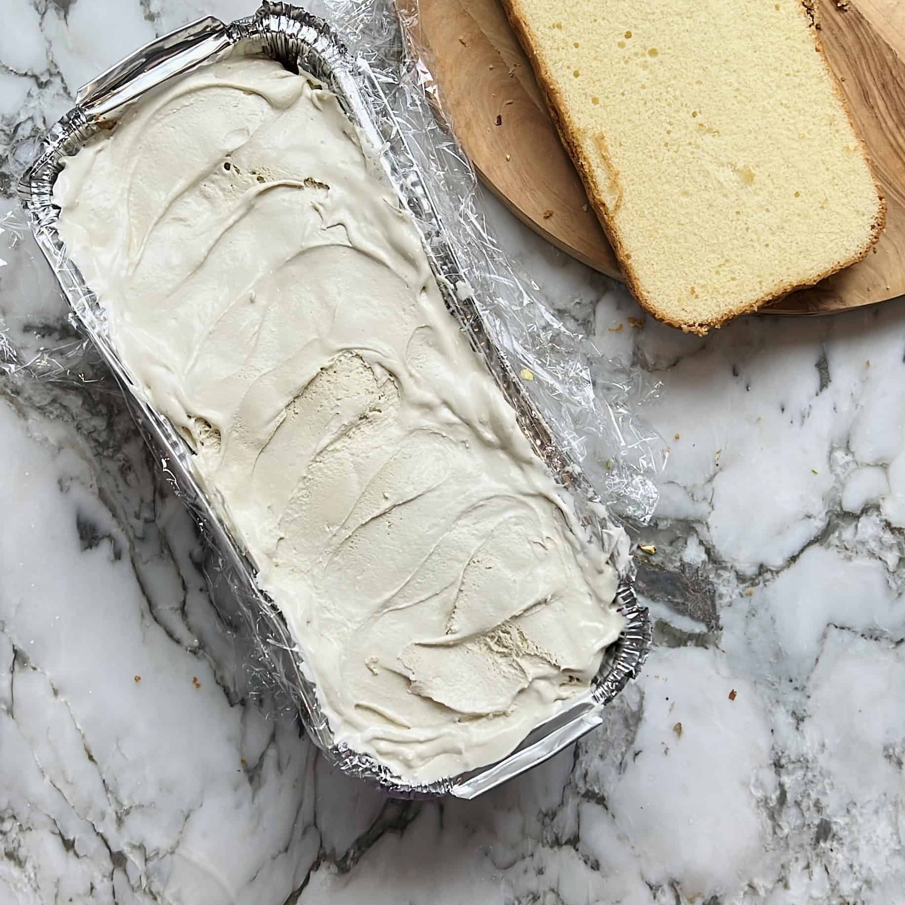 cake pan with ice cream 