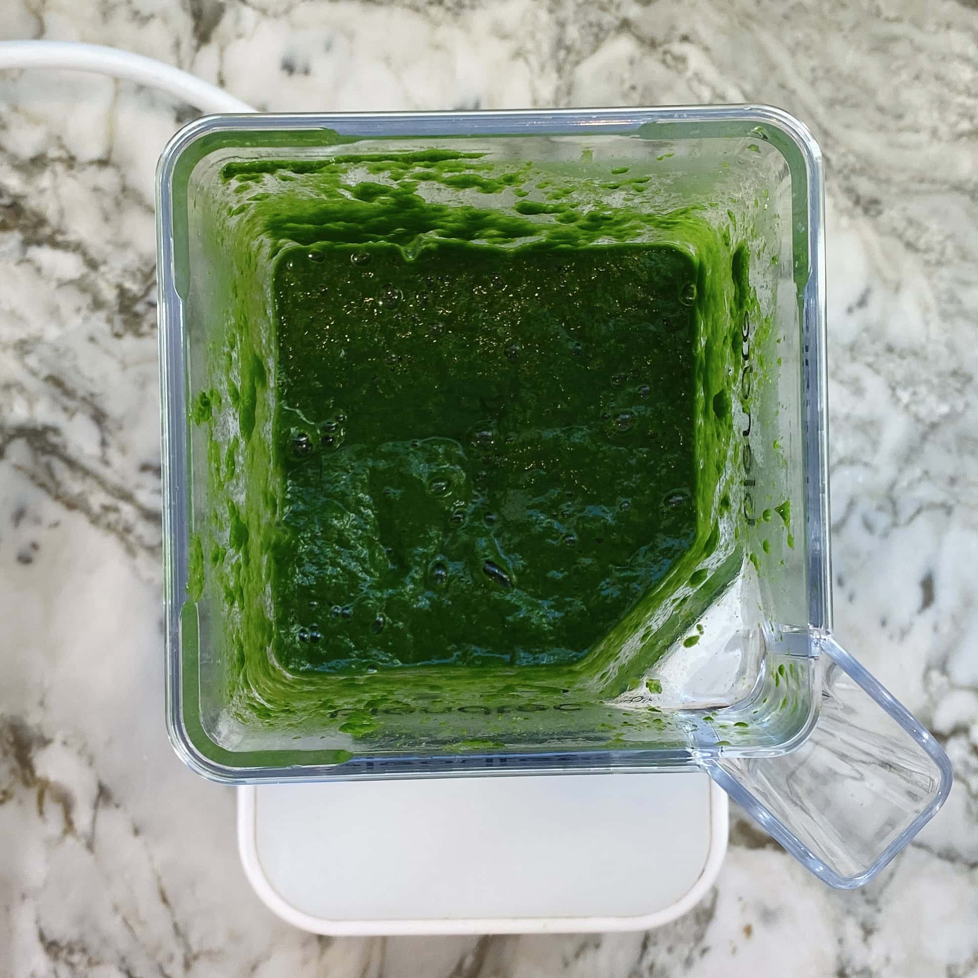 pureed spinach in a blender 