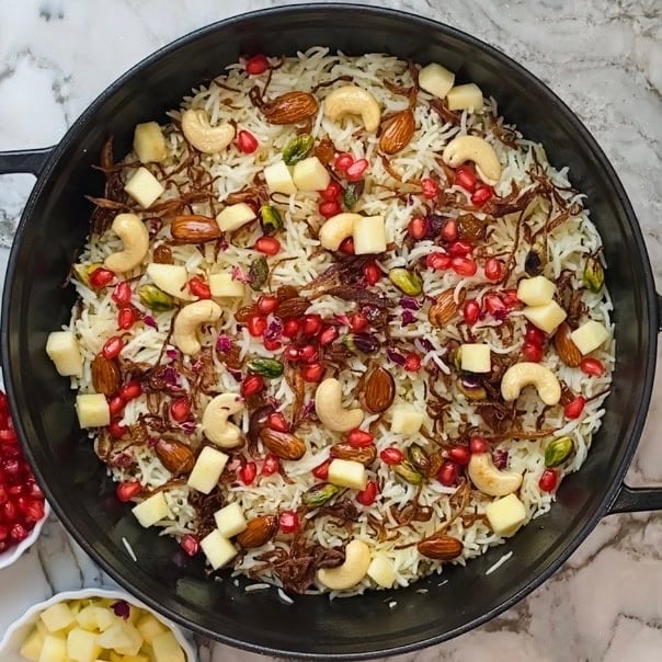 Kashmiri pulao in a pan 