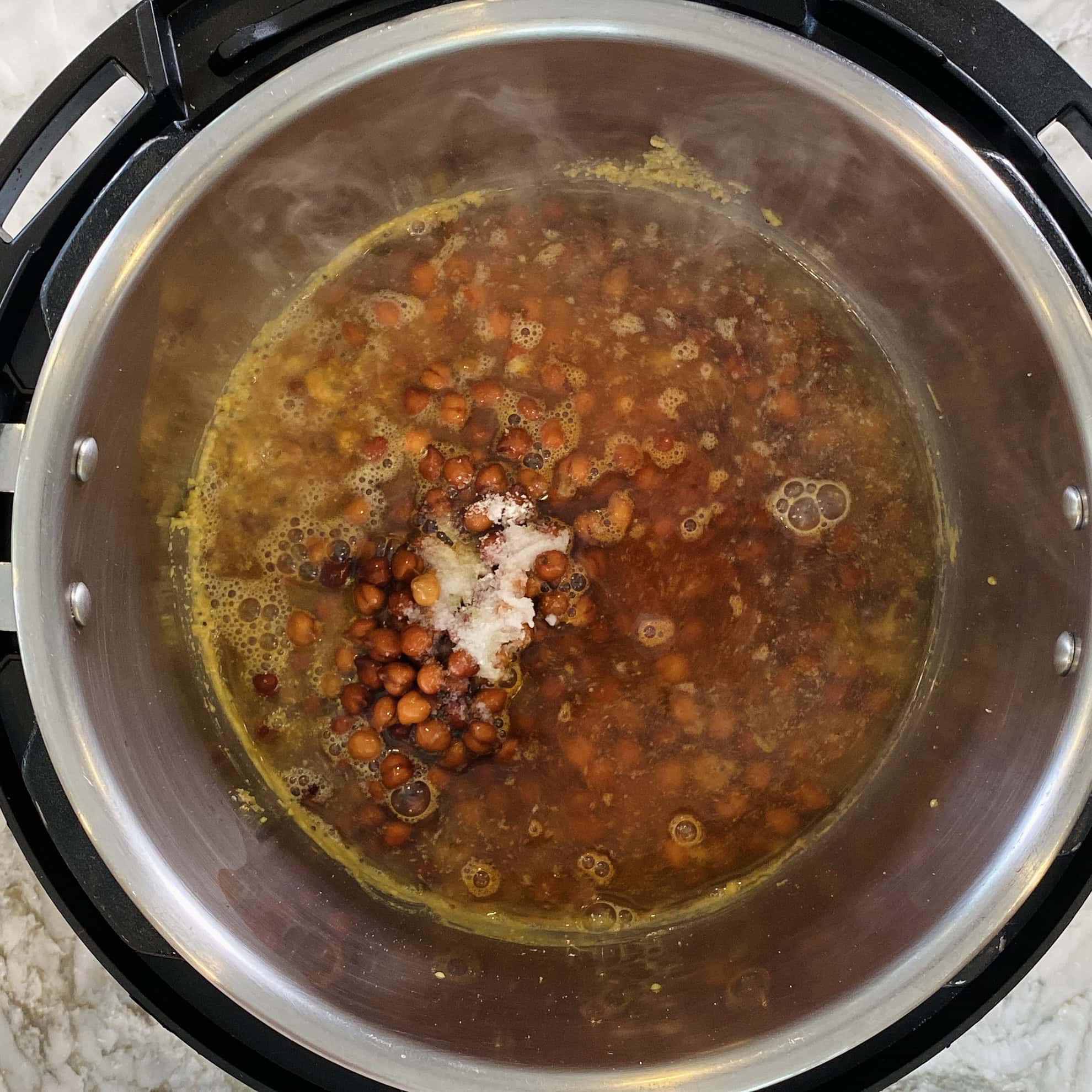 all ingredients for rasawala chana in the Instant Pot 
