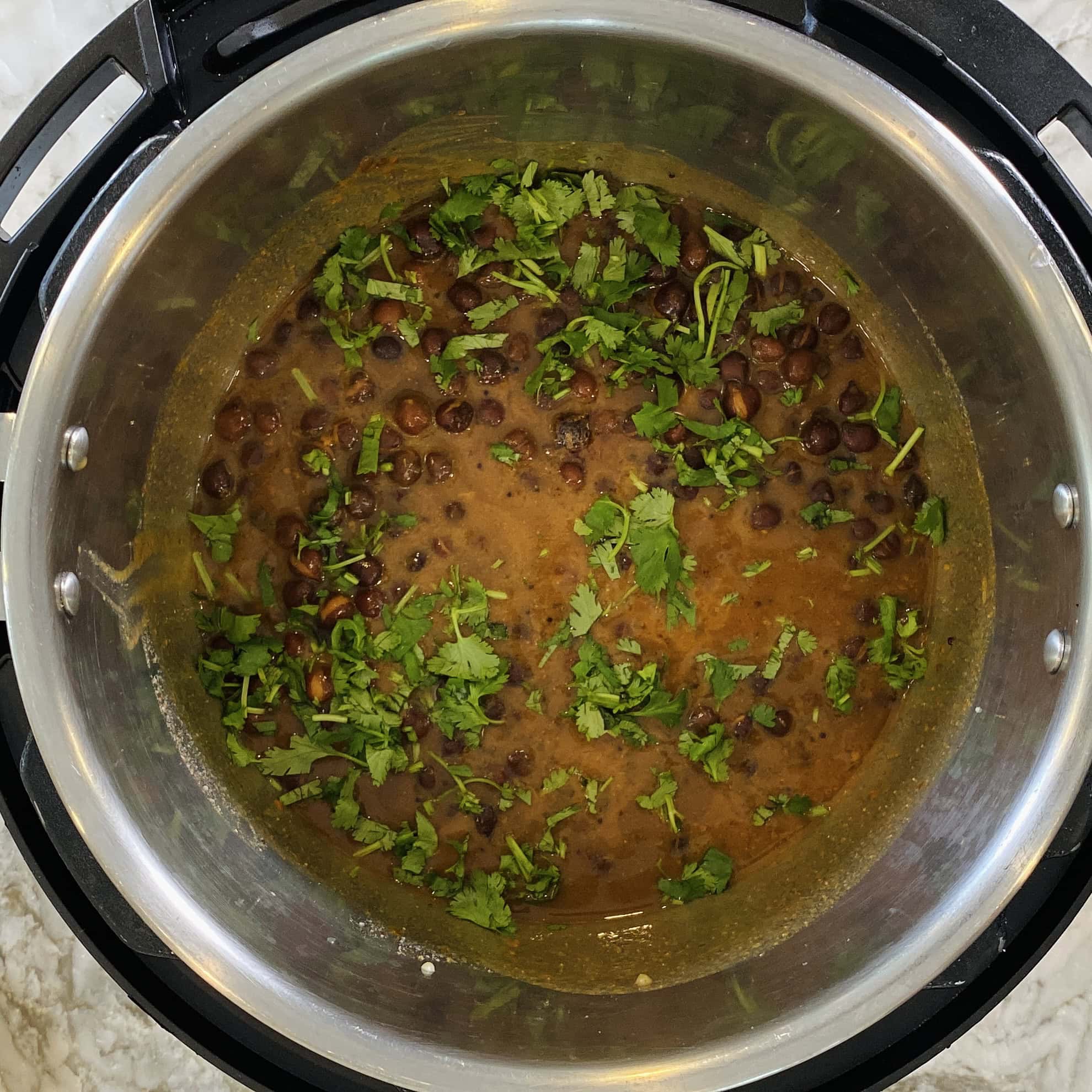  garnished kala chana curry