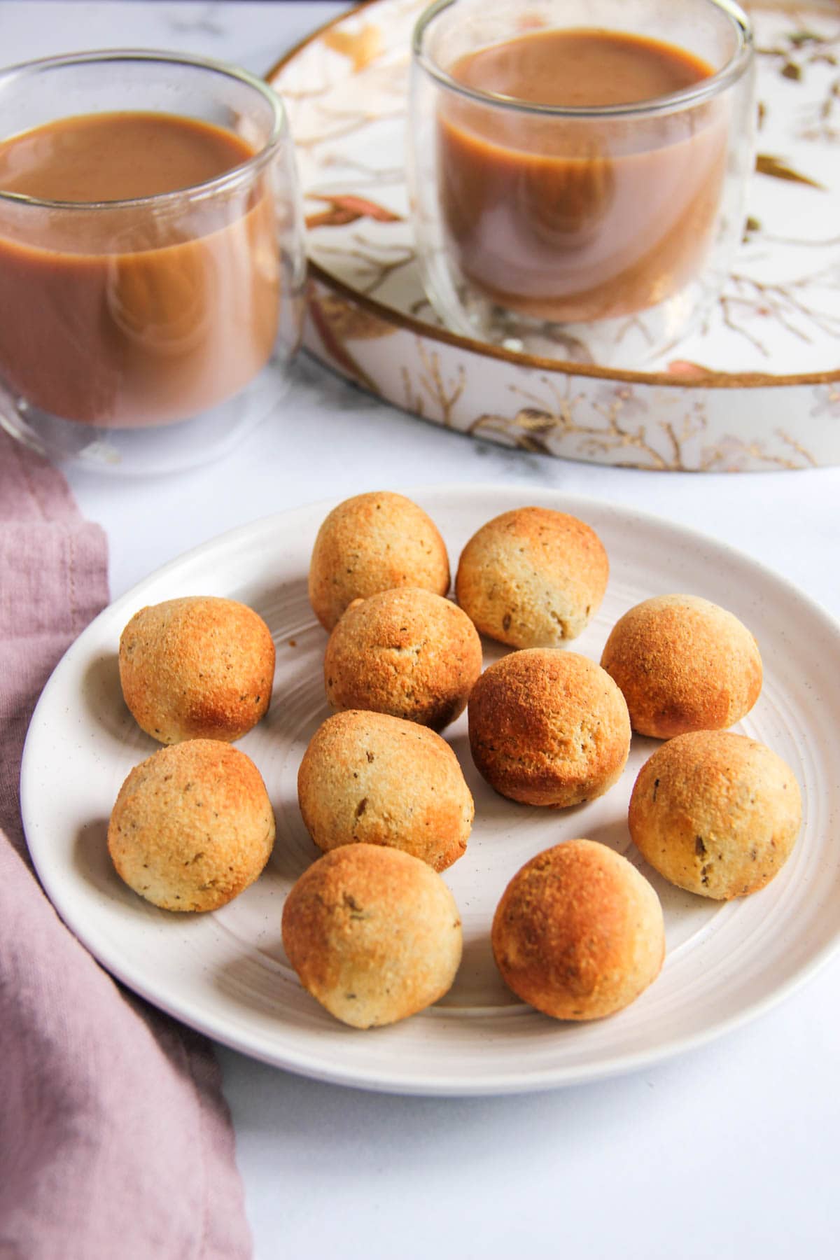 Jeera Bagel Bites served with masala chai