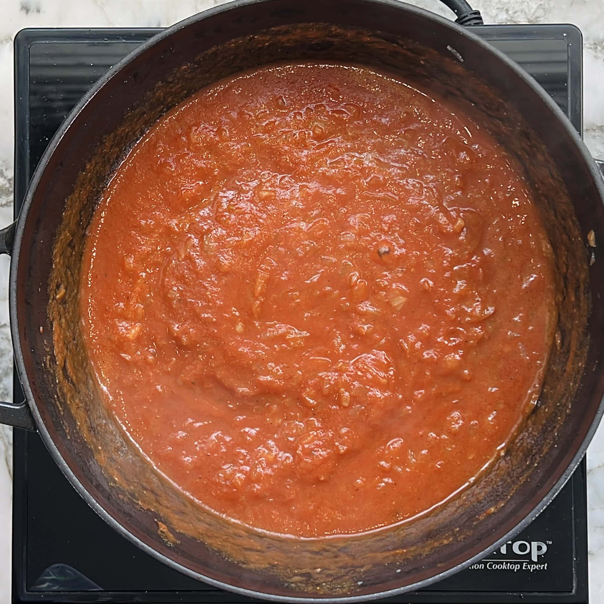 cooked tikka masala gravy