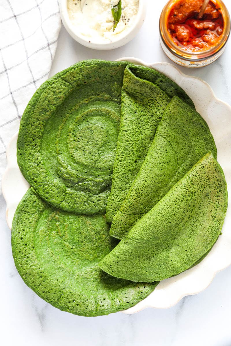 spinach chilla in a platter 